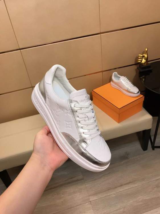 Picture of Louis Vuitton Shoes _SKULVsz38-44mnf030516960